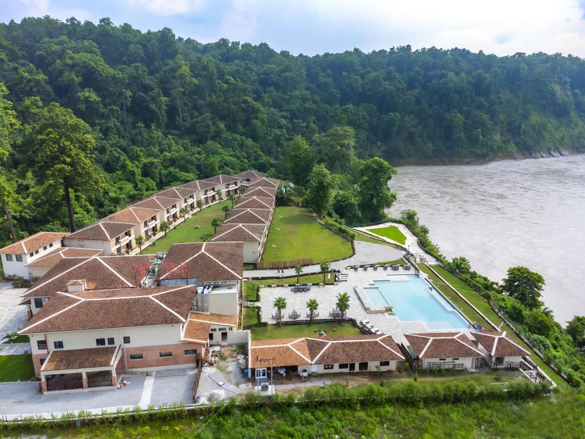 Regenta Resort & Spa By Riverside, Chitwan Exterior foto