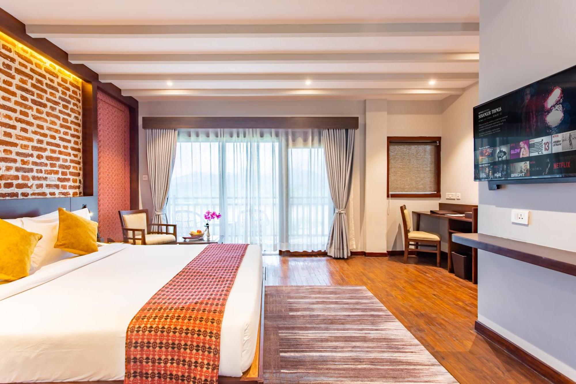 Regenta Resort & Spa By Riverside, Chitwan Exterior foto